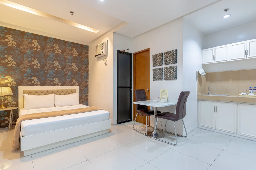 Baymont Suites & Residences