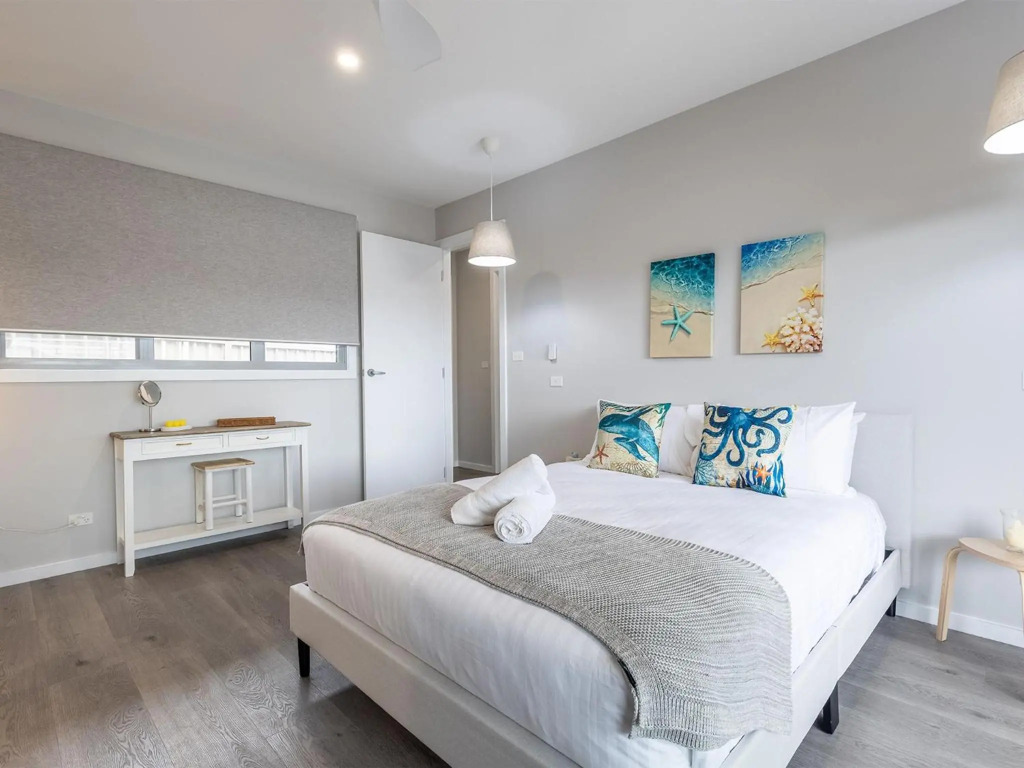 Fingal Bay Seabreeze Unit 2 16 Tuna Crescent