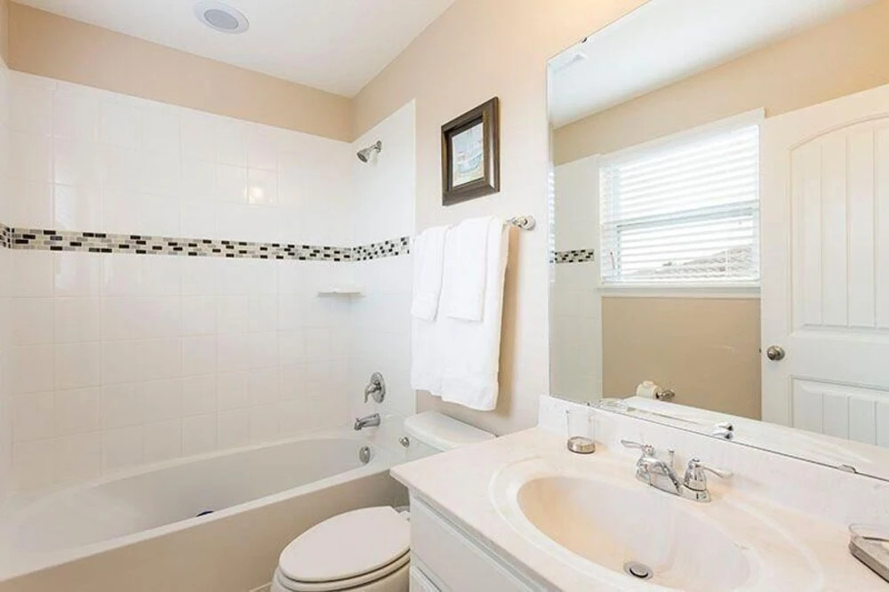 4163 Oaktree Drive 6 Bedroom Home