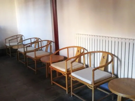 Yuantong Pagoda Inn
