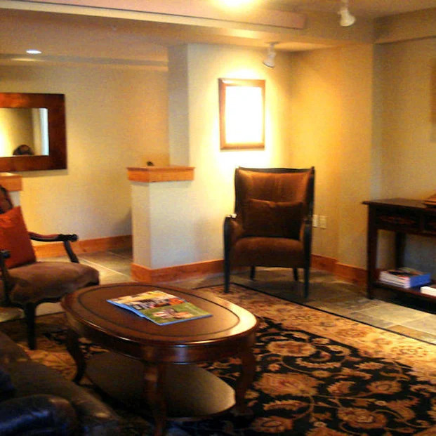 Lift One Condominiums - 1, 2, 3 Bedroom Units Adjacent To Downtown Aspen