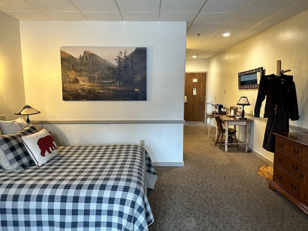 The Common Man Inn & Lodge, Plymouth