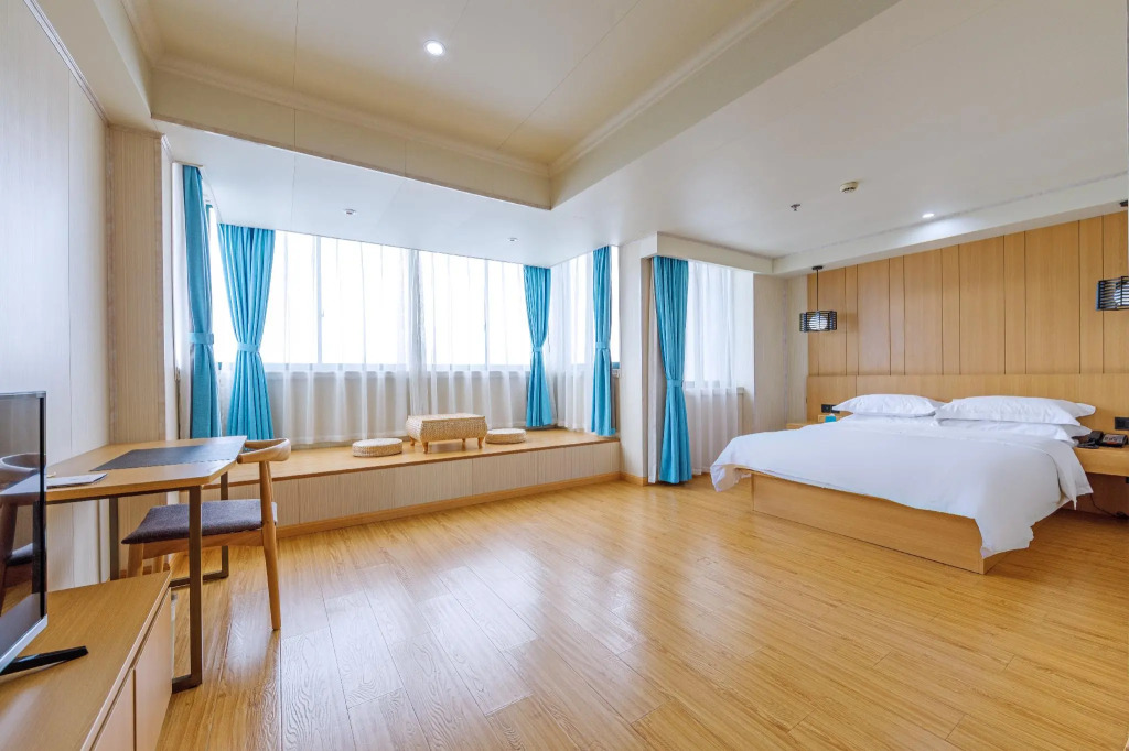 Starway Hotel Shanghai Fengxian Sports Center