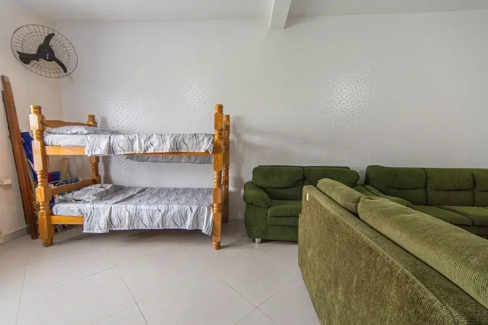 Casa Para 6 Pessoas com Churrasqueira em Peru be