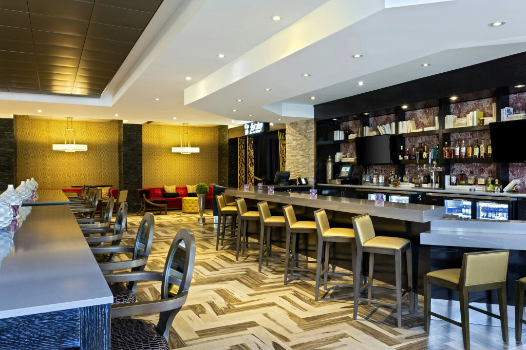 DoubleTree by Hilton Orlando East - UCF Area