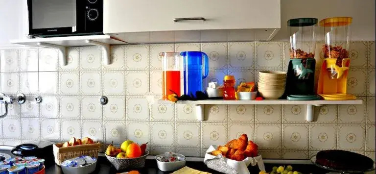Your Rhome B&B