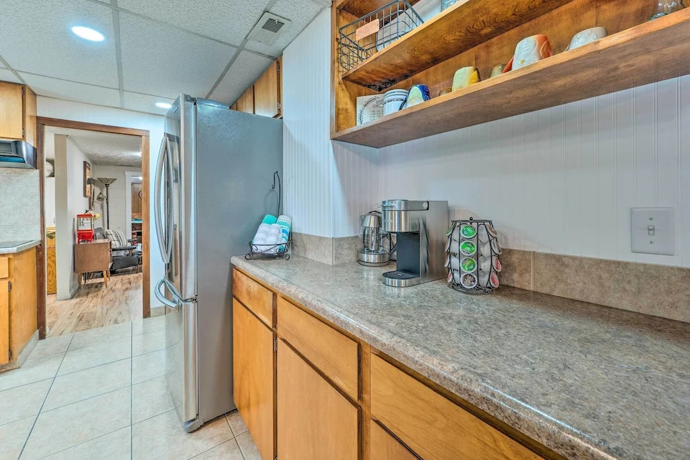 Caldwell House w/ Grill ~ 1 Mi to Downtown!