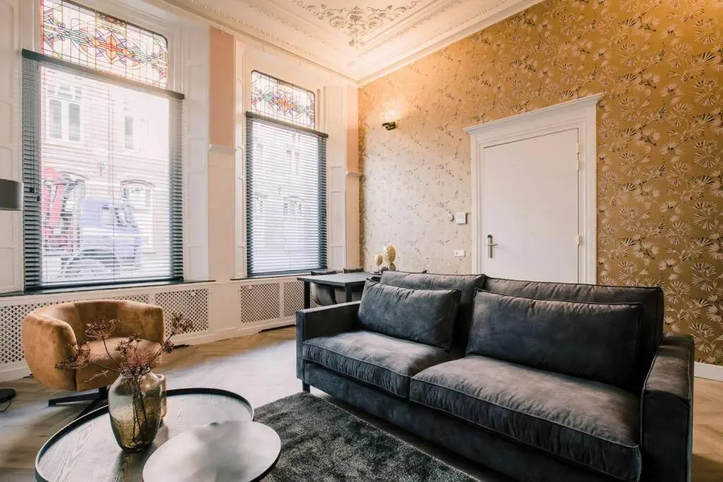 Stadsvilla Tilburg luxe 5 sterren appartement, Wilhelmina