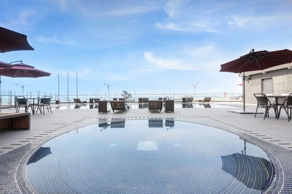 Hotel Regent Marine The Blue