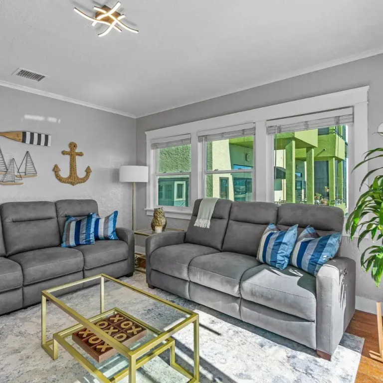 Bankers Hill Hideaway With AC Views and Parking