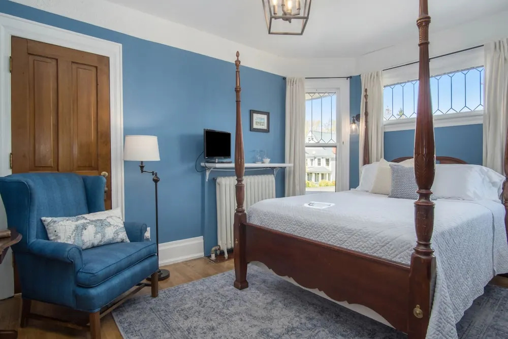 The Lamplighter Bed & Breakfast of Ludington