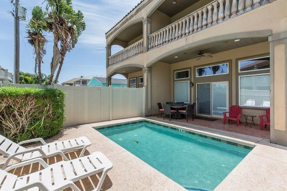 Casa Picasso 3 BR Home with Private Pool