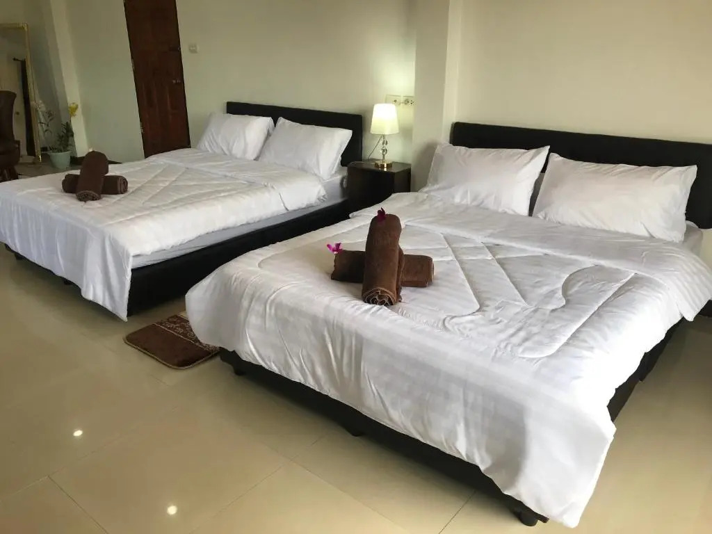 Villa Vanda 4 bedrooms by Orchids pool Villas