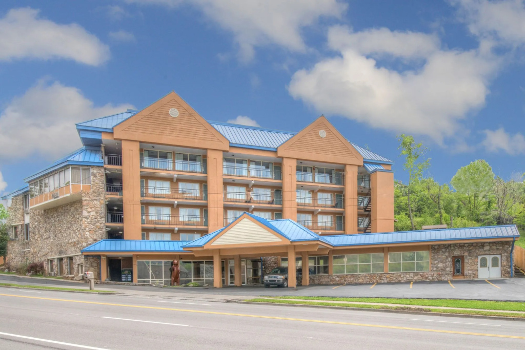 Clarion Pointe Downtown Gatlinburg