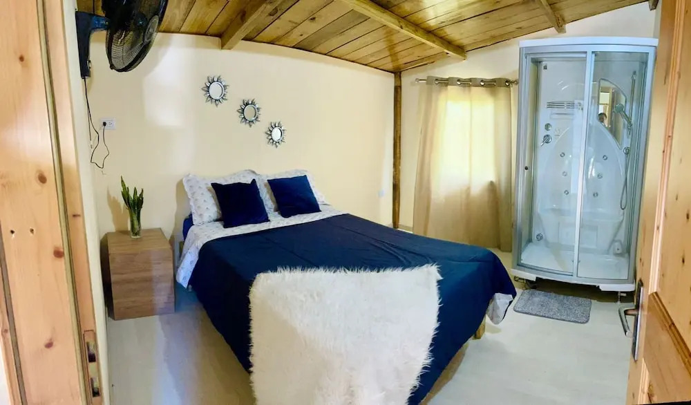Casa Mano Juan