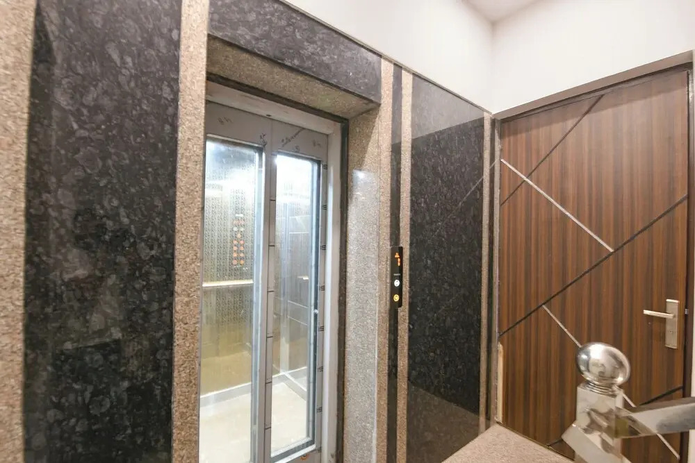 FabHotel Black Pepper- Nr. Batra Heart & Multispecialty Hospital Faridabad