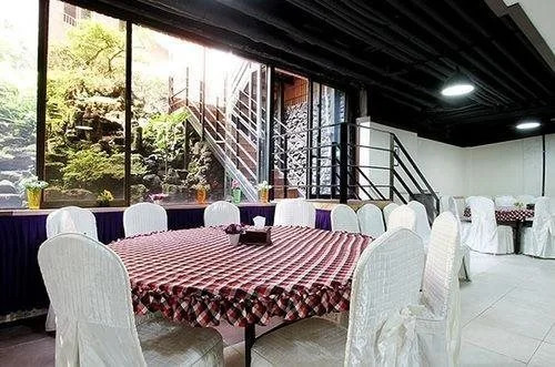 JJ Hotel