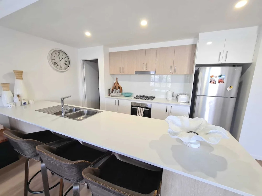 Modern 2 BR with Private Pool and Garden