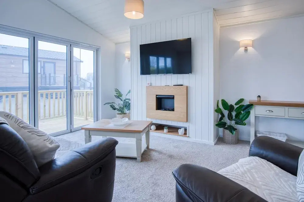 Oakland Lodge - 2 Bedroom Lodge - Wisemans Bridge