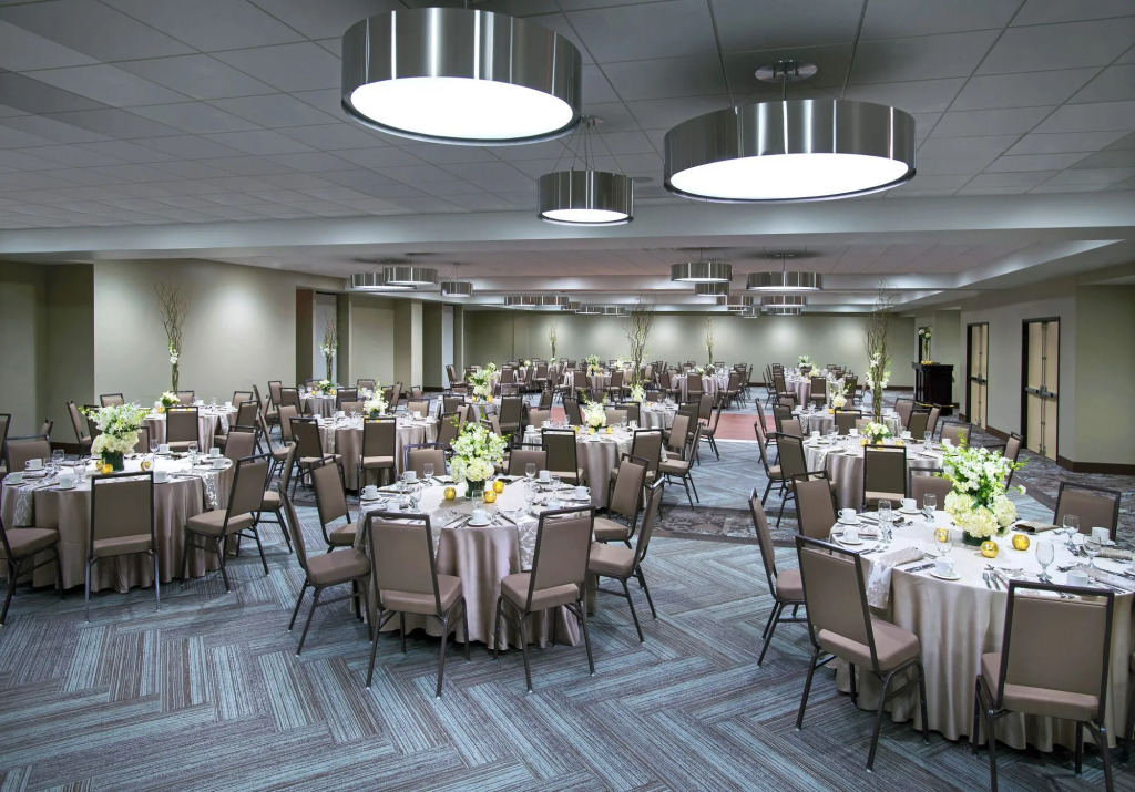 Four Points by Sheraton Charleston