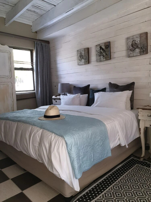 Zwinoni Lodge