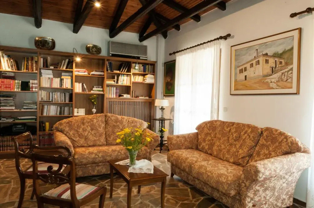 Pontinos Villa