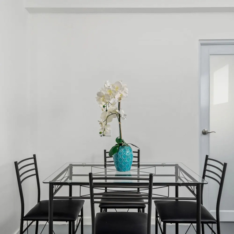 Otium Rentals Prime Condado Spot Near Nightlife