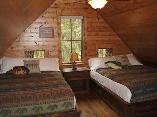 Crosslake Treetop Village