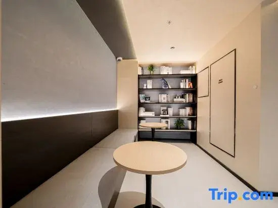 H.Z.M Hotel (Shanghai Jiuyuan Manufacturing Bureau Road Store)