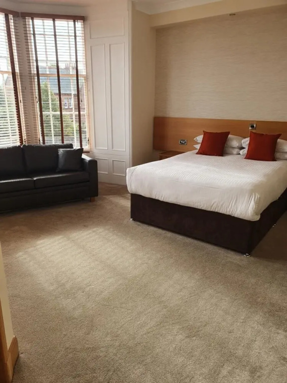 Victoria Hotel
