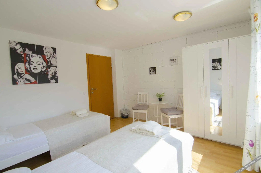 AURA Guesthouse Ljubljana