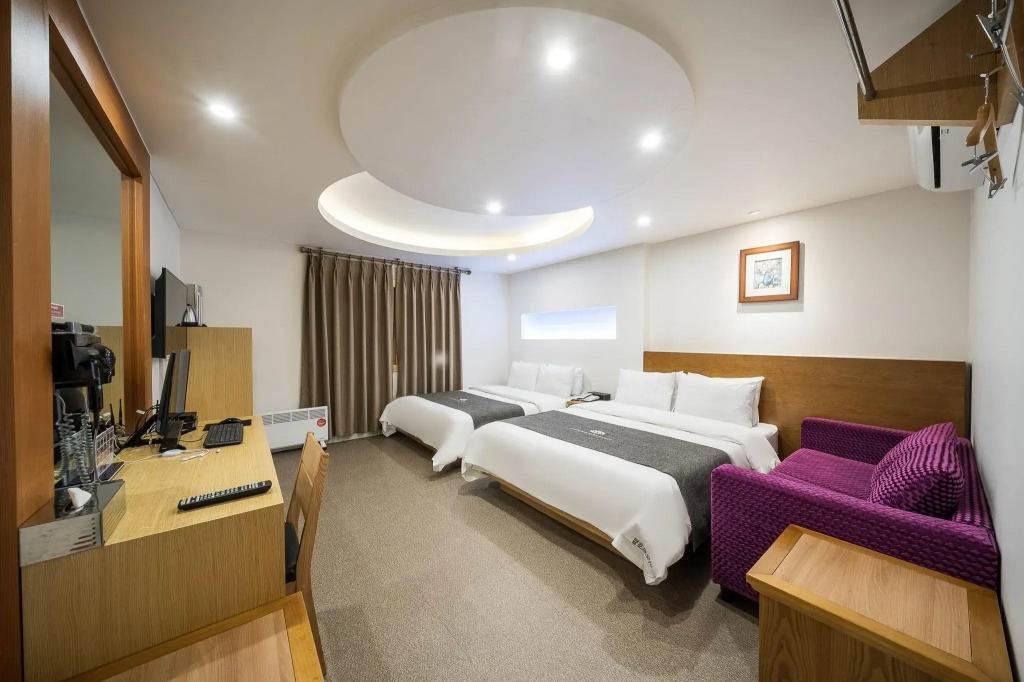 Symphony Hotel