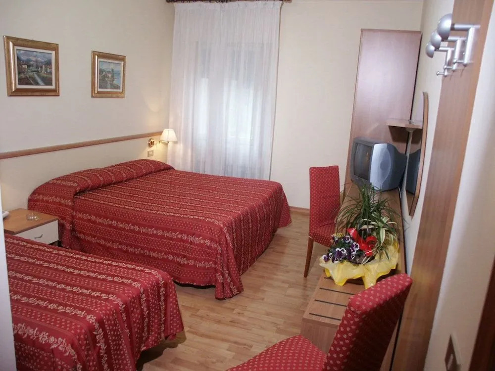 Hotel Montereale