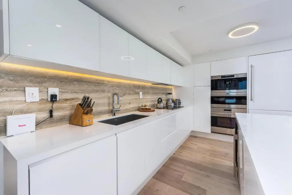3 Bedroom Direct Ocean located at 1 Hotel & Homes Miami Beach -1440