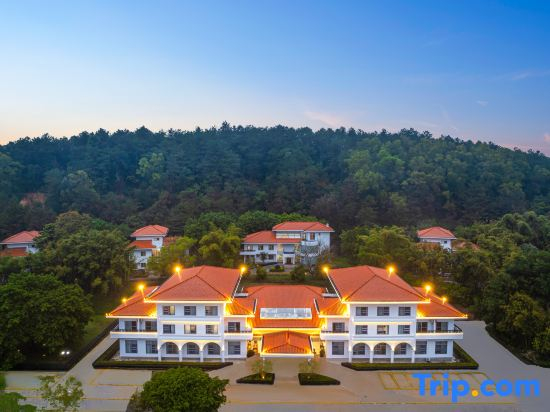 Yunfu Guest House