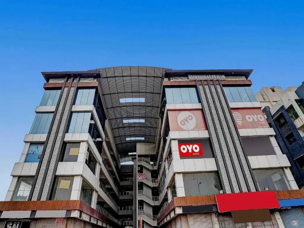 OYO Flagship 70202 Hotel Max