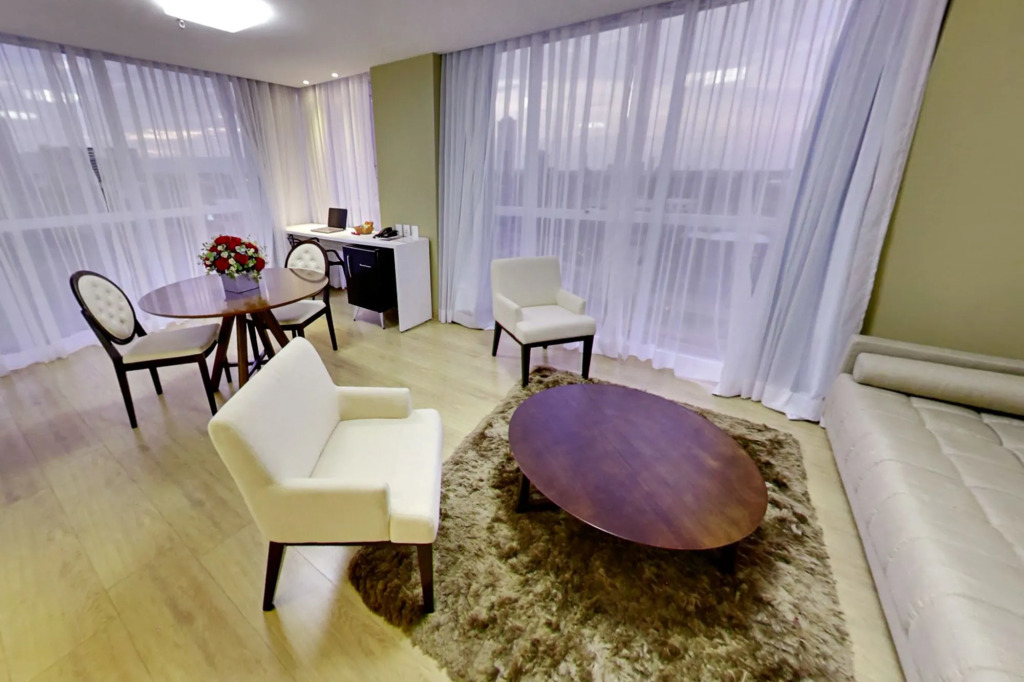 Select Hotel