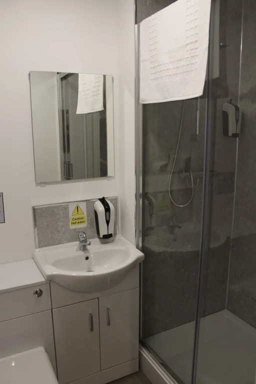 Maze apartments and rooms Free parking