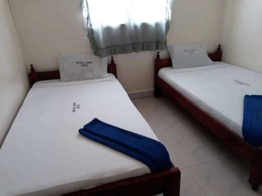 Metric Annex Hotel