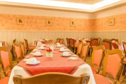 Hotel Alpenhof