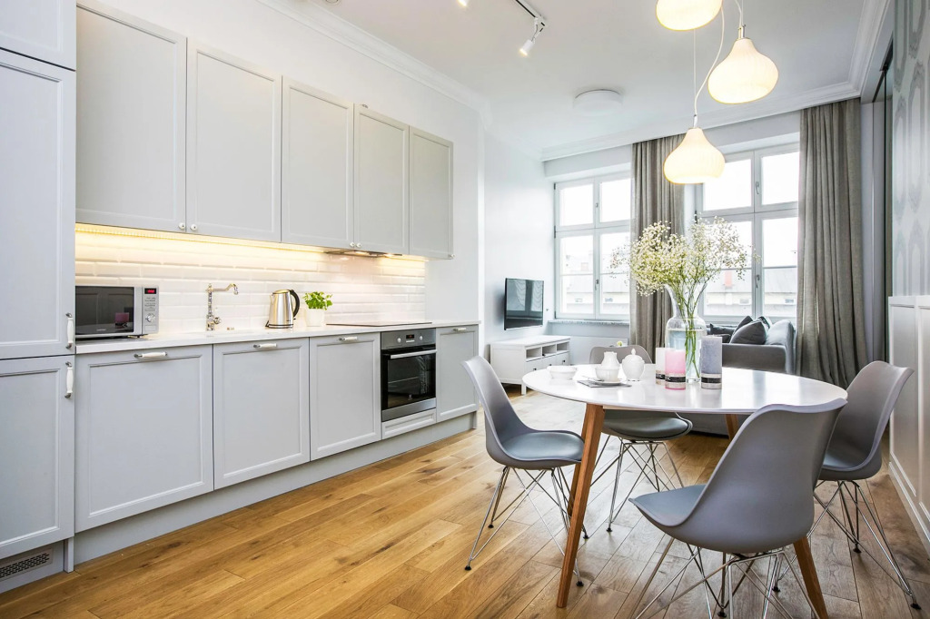 MINT Luxury Apartments at the Main Square
