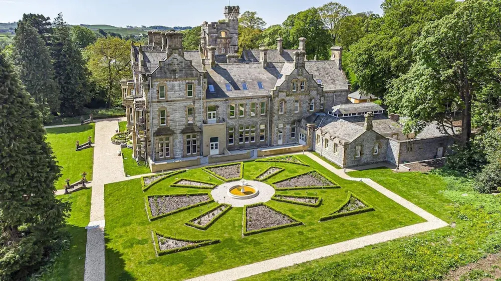 Rowley House at Stone Cross Mansion