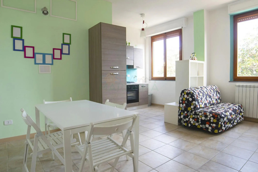 Rosmarino: Delightful apartment in the center of Follonica, in the pedestrian area a few steps from-ROSMARINO