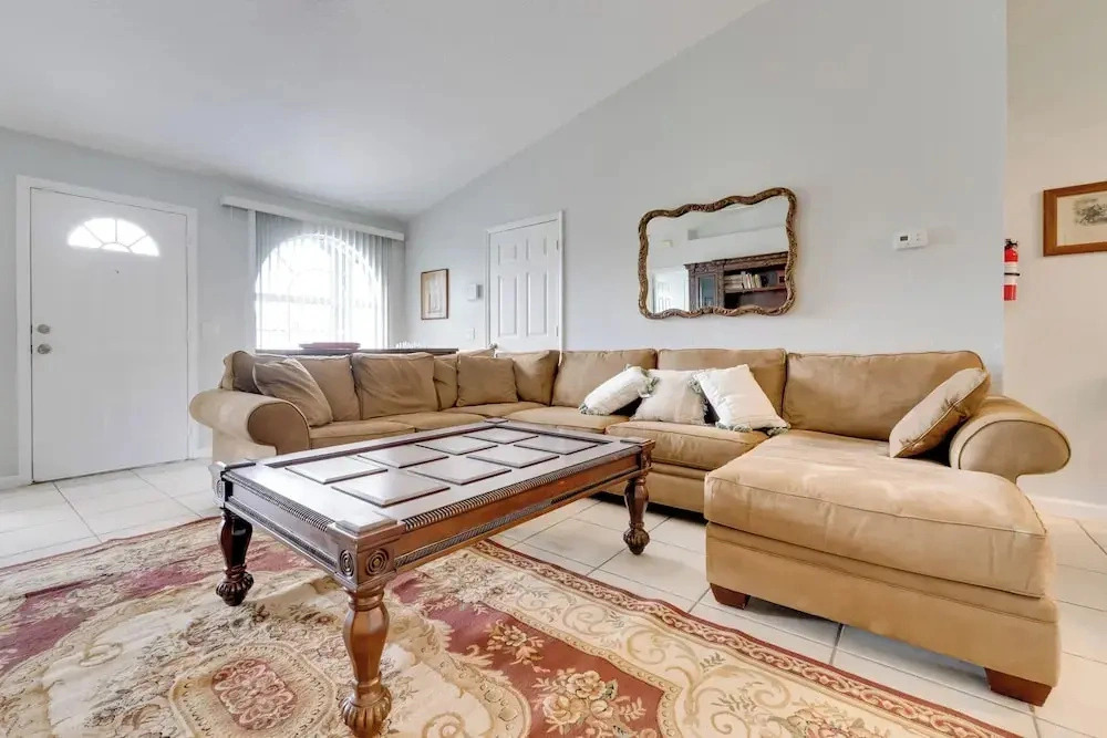 Fenced Yard & Game Room: Family Home in Kissimmee