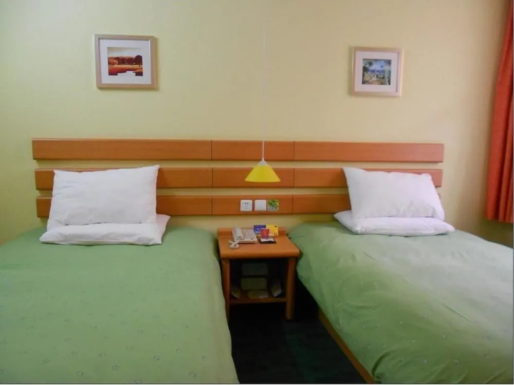 Home Inn Zibo Century Road