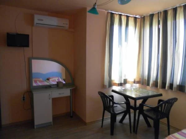 Villa Mari Guest Rooms