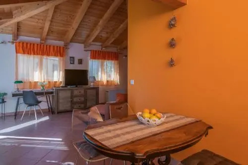 Apartment Orange 29