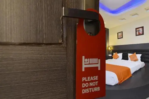 Sunrise Inn by OYO Rooms