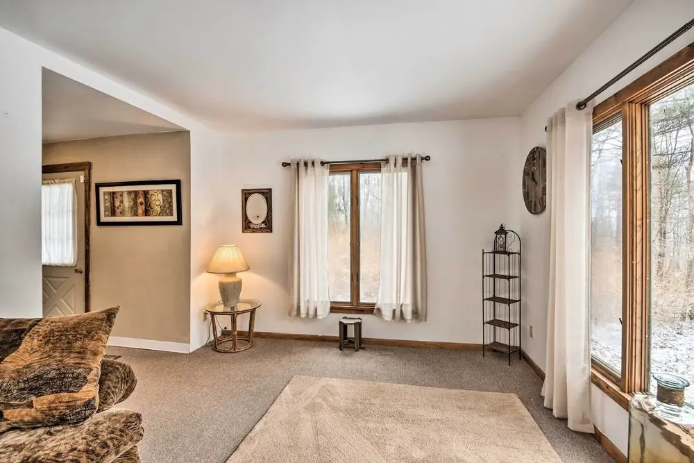 Rustic Unadilla Cottage on 15 Acres w/ Pond!