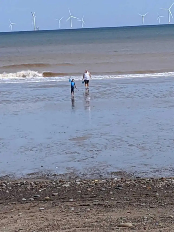 3 bed Caravan Approx 10 Mins From Beach Bill 1